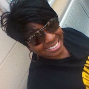 Meet your Posher, Adrienne